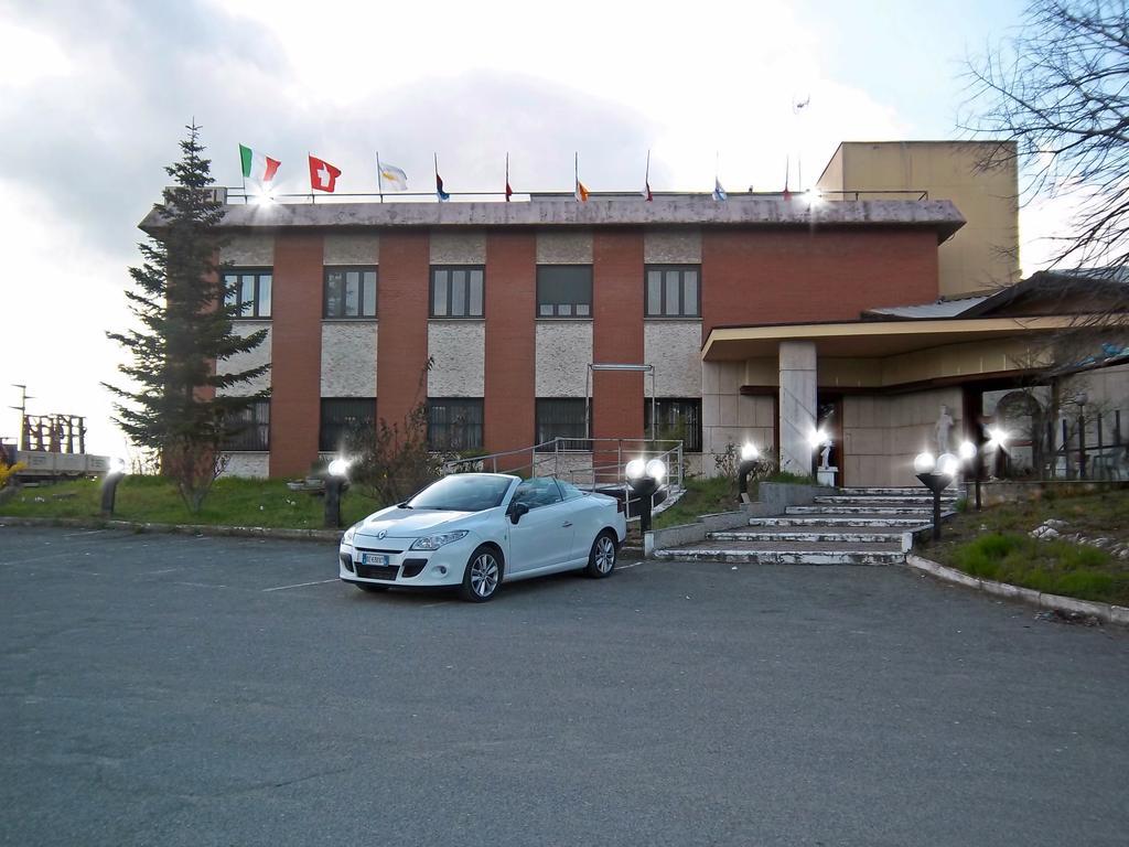 Hotel Cascata Pozzolo Formigaro Ngoại thất bức ảnh